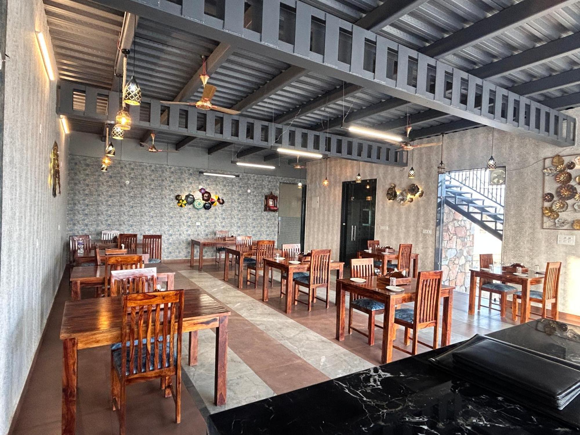 Royal Rajasthan Resort Sikar Exteriör bild